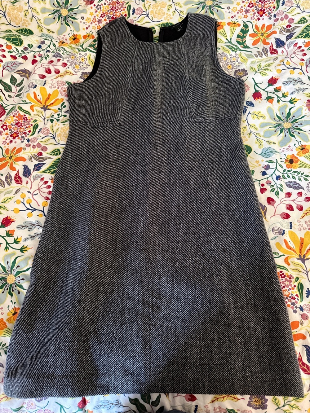 Ann Taylor Sleeveless Tweed Midi Dress in Charcoal and Black